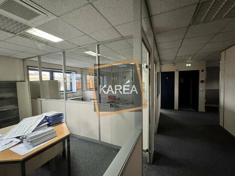 Bureau dans Collégien à louer - Photo de l’immeuble – Image 2 sur 5