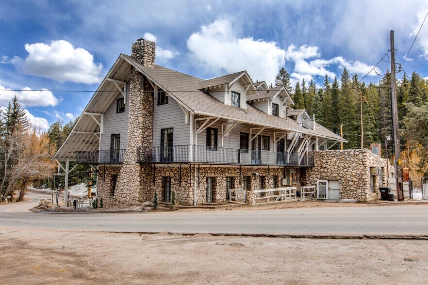 8136 S Brook Forest Rd, Evergreen, CO à vendre - Photo de l’immeuble – Image 2 sur 44