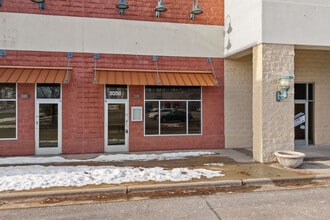 3012-3066 Village Park Dr, Plover, WI à louer Photo de l’immeuble– Image 1 sur 39