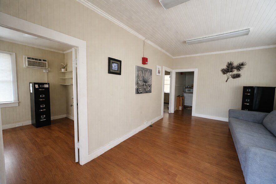 3515 Harding Ave, Honolulu, HI à vendre - Photo de l’immeuble – Image 2 sur 7