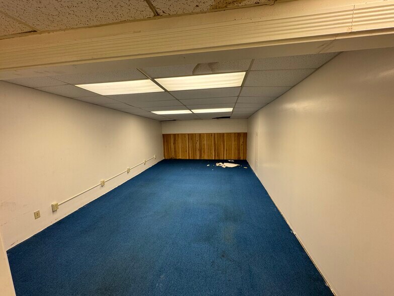 2023 Young St, Honolulu, HI à louer - Photo de l’immeuble – Image 2 sur 5