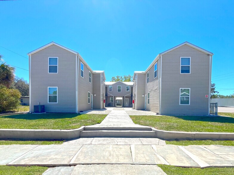 321 W Ianthe St, Tavares, FL à vendre - Photo principale – Image 1 sur 35