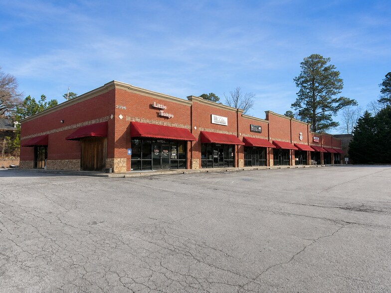 2096 Buford Dam Rd, Buford, GA à louer - Photo de l’immeuble – Image 2 sur 4