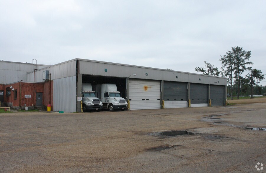 2501 Old Hwy 42, Hattiesburg, MS à louer - Photo de l’immeuble – Image 2 sur 4