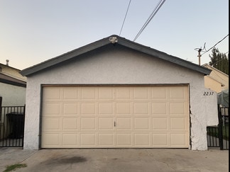 Plus de détails pour 2237 E Harding St, Long Beach, CA - Spécialisé à vendre