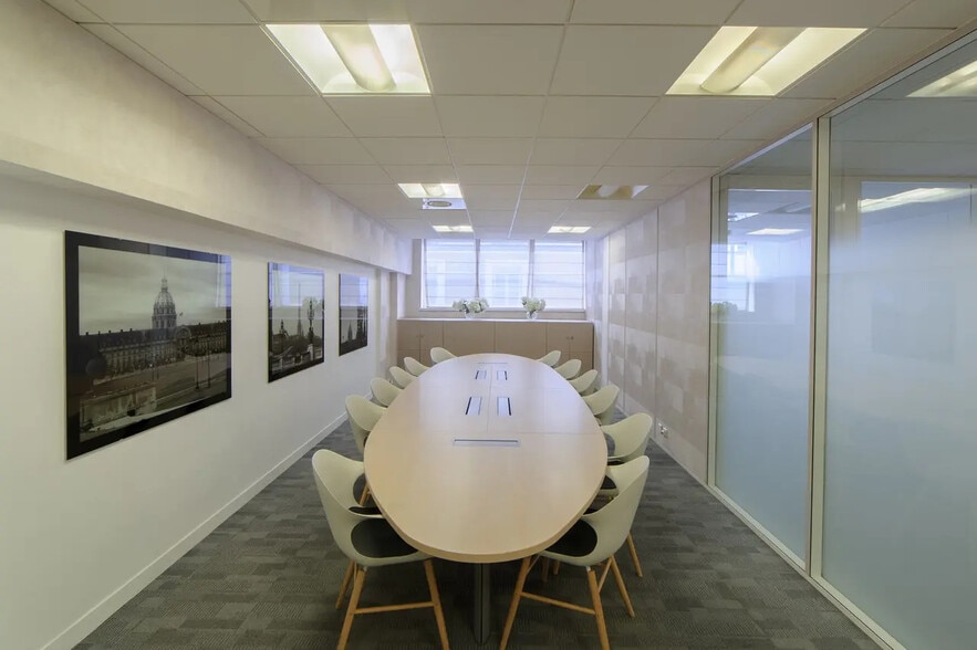 168 Rue De Grenelle, Paris à louer - Photo intérieure – Image 3 sur 11