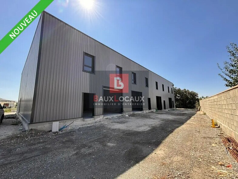 Local d’activités dans Vedène à louer - Photo de l’immeuble – Image 1 sur 8