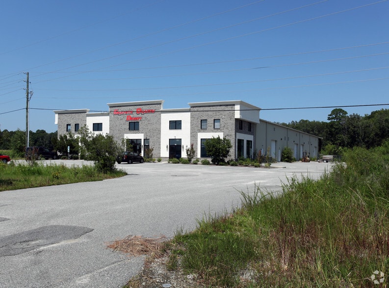 3710 Palmetto Pointe Blvd, Myrtle Beach, SC à louer - Photo principale – Image 1 sur 6