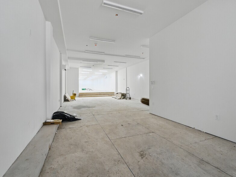 633 Newark Ave, Jersey City, NJ à louer - Photo de l’immeuble – Image 2 sur 9