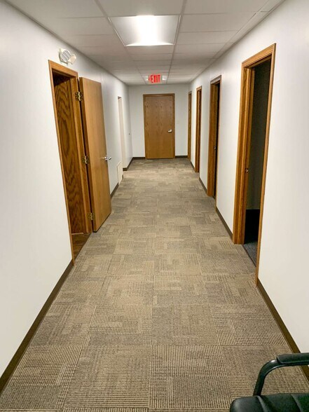 122 W Center St, Fostoria, OH à vendre - Photo intérieure – Image 2 sur 4