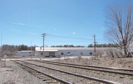 16 Swamscott St, Newfields, NH à louer - Photo de l’immeuble – Image 3 sur 52