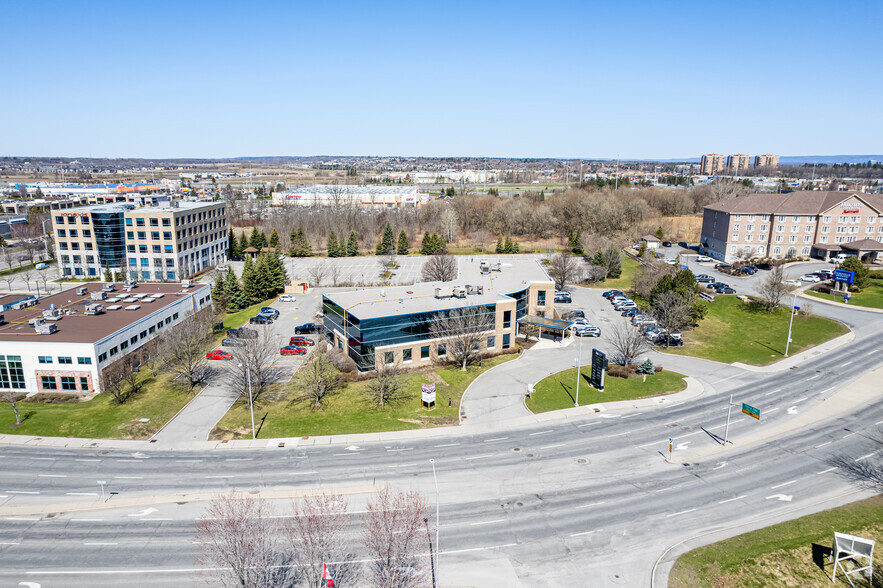 308 Palladium Dr, Ottawa, ON à louer - Aérien – Image 3 sur 6