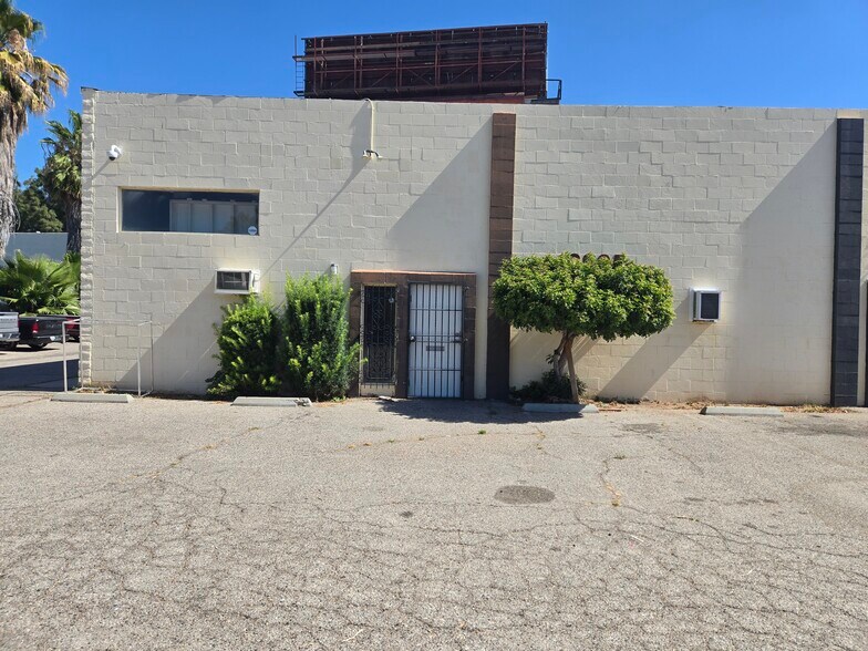 8819-8825 Shirley Ave, Northridge, CA à louer - Photo de l’immeuble – Image 1 sur 6