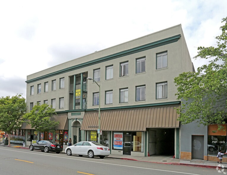 3901-3911 Piedmont Ave, Oakland, CA à louer - Photo de l’immeuble – Image 2 sur 11