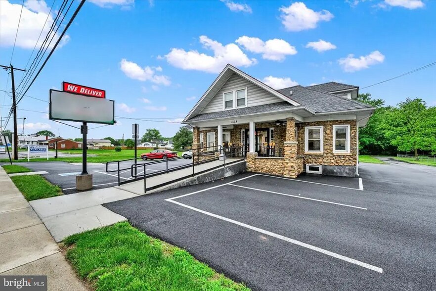 448 E Baltimore St, Taneytown, MD à vendre - Photo de l’immeuble – Image 1 sur 1
