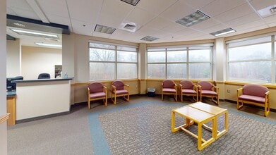 196 Waterford Pky S, Waterford, CT à louer Photo intérieure– Image 2 sur 4