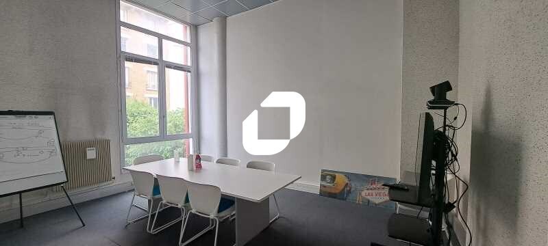 Bureau dans Montreuil à louer - Photo intérieure – Image 2 sur 12