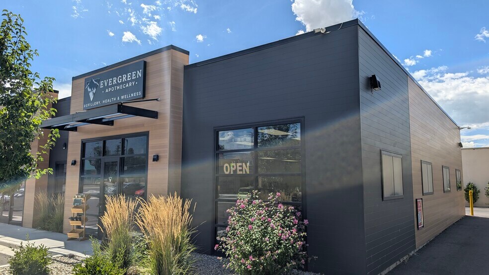 1075 N Main St, Springville, UT à louer - Photo de l’immeuble – Image 2 sur 15
