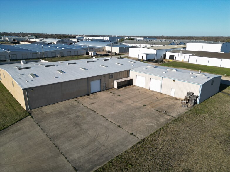 109 Silent Wings Blvd, Terrell, TX à louer - Photo de l’immeuble – Image 1 sur 4