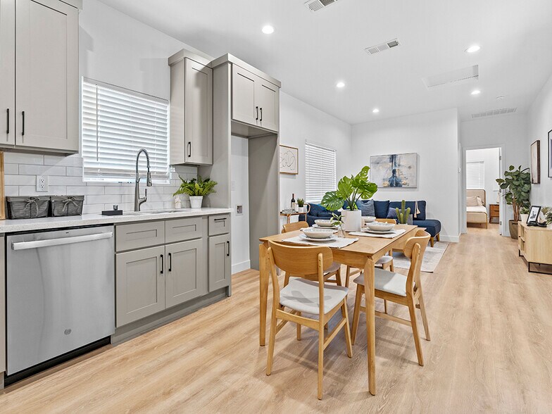 308 S Laurel St, Santa Ana, CA à vendre - Photo de l’immeuble – Image 2 sur 37