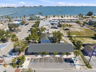 Plus de détails pour 3101 Beach Blvd S, Gulfport, FL - Logement à vendre