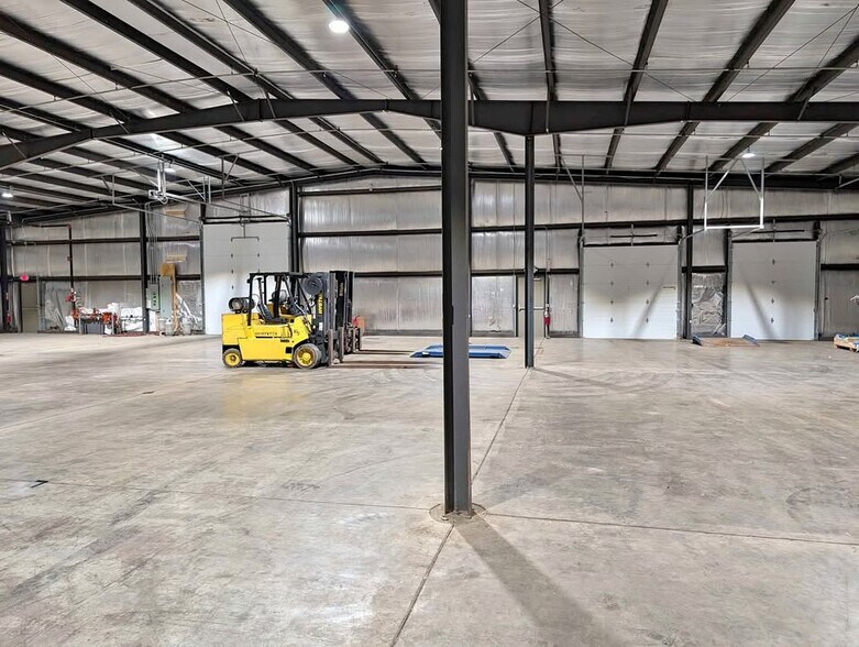 2240 Boyd Rd, Export, PA à louer - Photo de l’immeuble – Image 3 sur 12