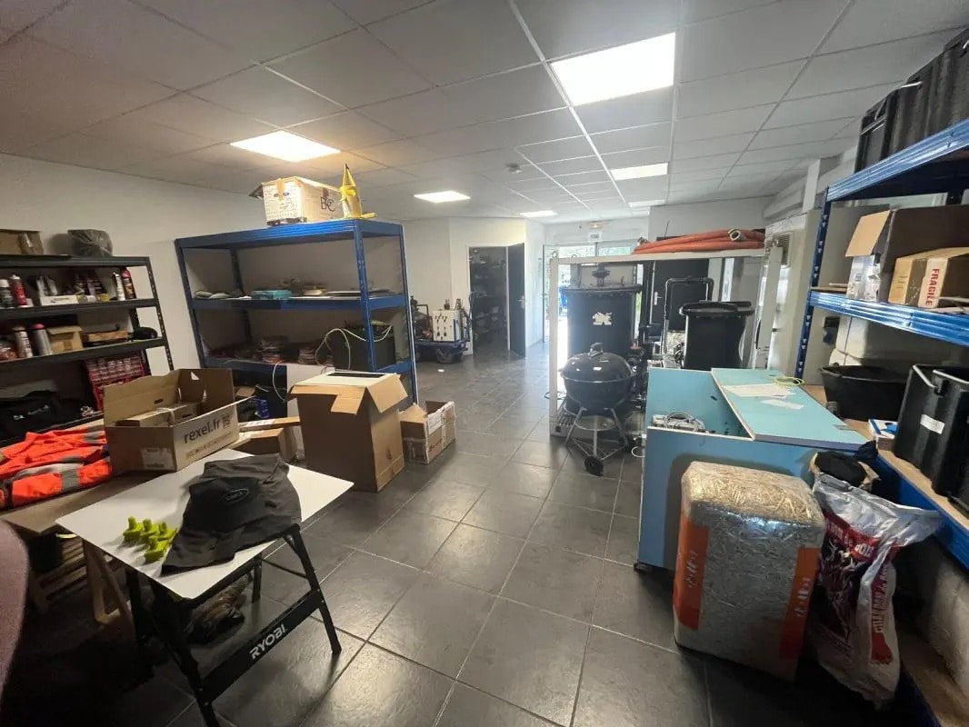 4 Rue Des Artisans, Pechbonnieu à vendre Photo intérieure– Image 1 sur 5