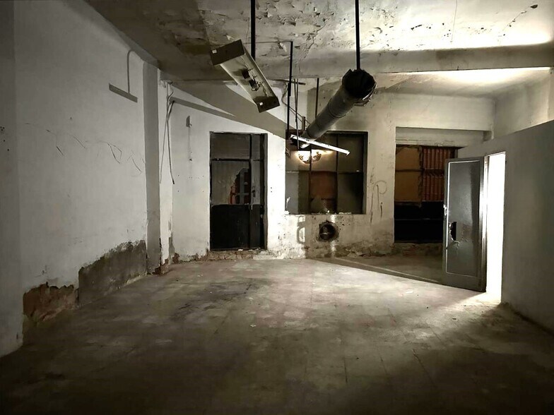 Industriel/Logistique dans Elda à vendre - Photo de l’immeuble – Image 2 sur 17