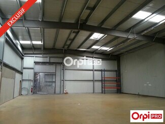 Plus de détails pour Local d'activités à louer