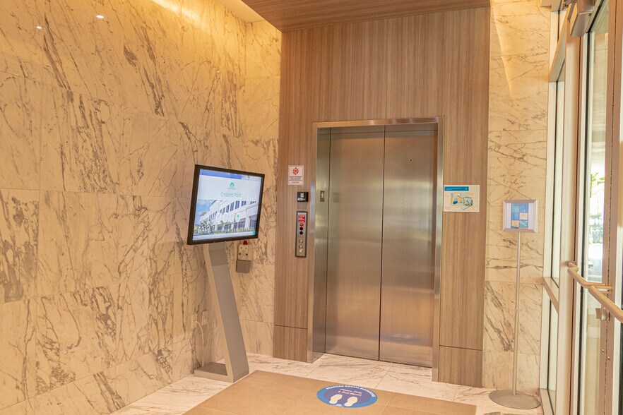 15121-15175 NW 67th Ave, Miami Lakes, FL à louer - Photo intérieure – Image 3 sur 6