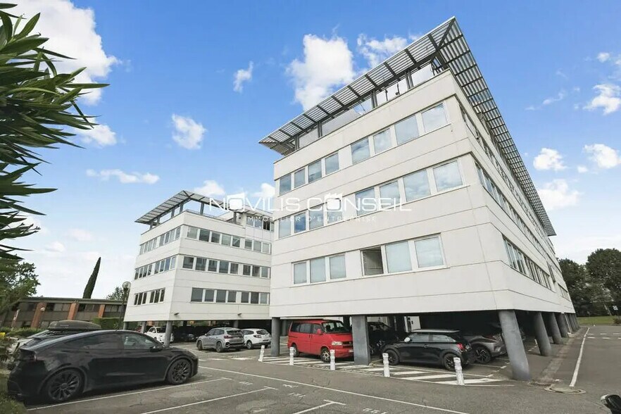 Bureau dans Labège à louer - Photo de l’immeuble – Image 2 sur 9