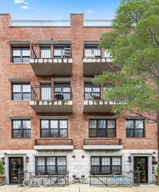 Plus de détails pour 626 Greene Ave, Brooklyn, NY - Logement à vendre