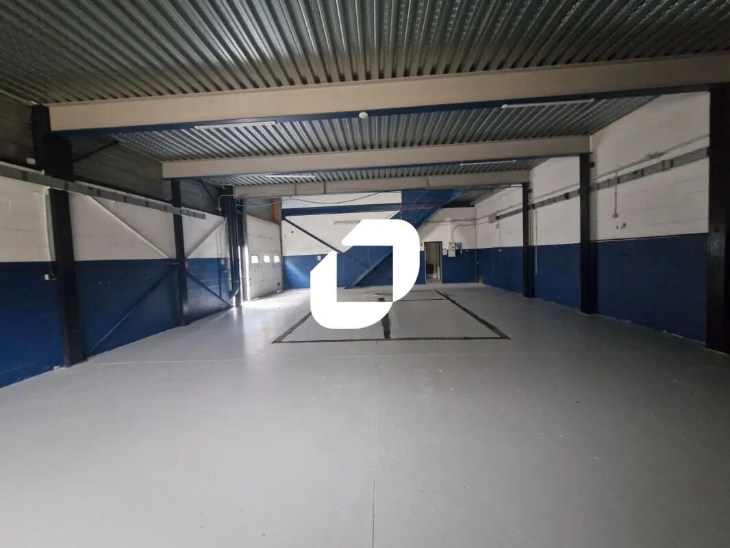 Local d’activités dans Ozoir-la-Ferrière à louer Photo intérieure– Image 1 sur 6