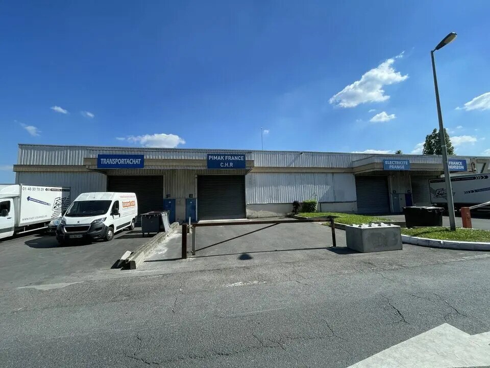 Industriel/Logistique dans Aulnay-sous-Bois à louer Photo de l’immeuble– Image 1 sur 4