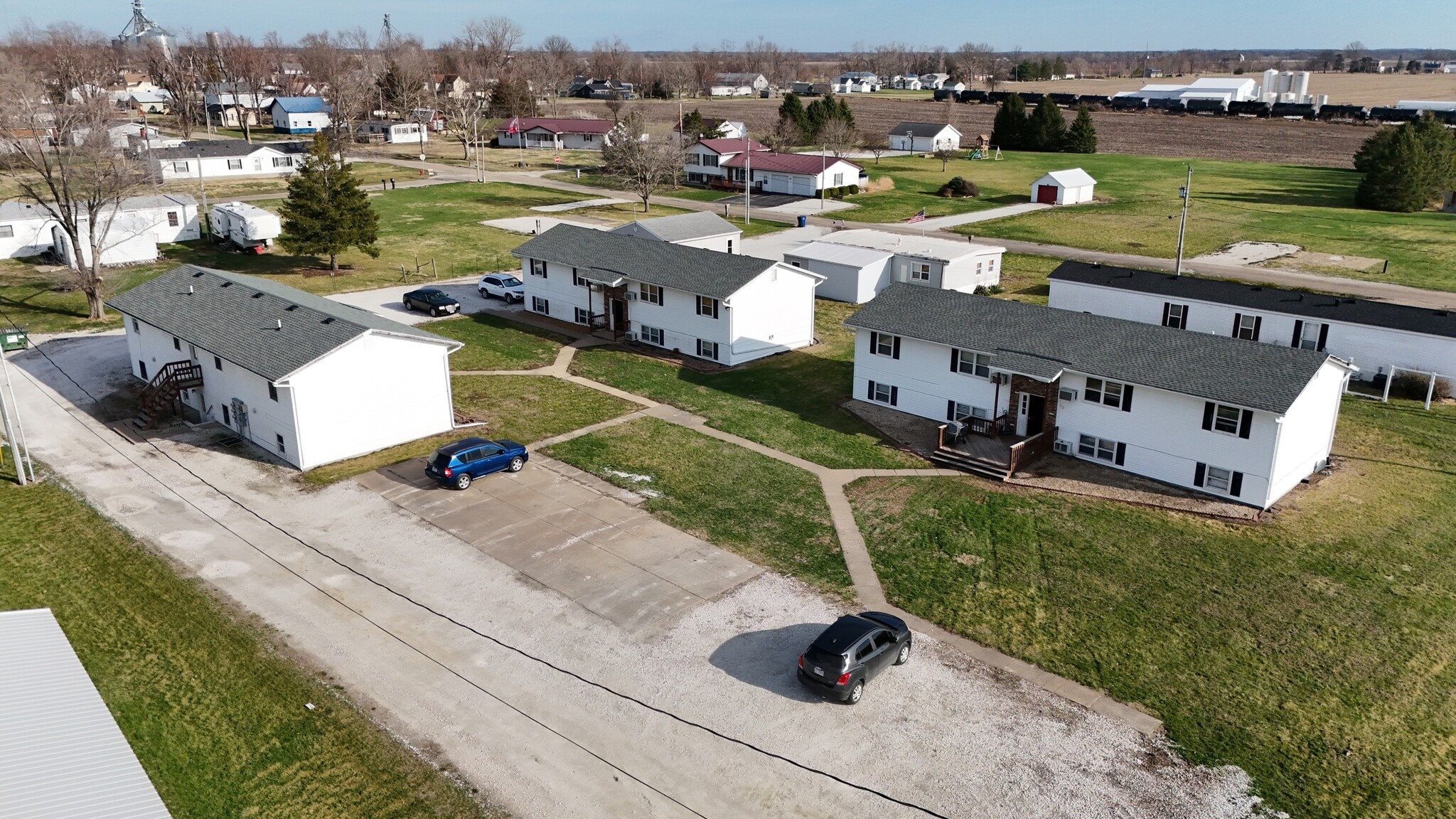 219 S F St, La Harpe, IL à vendre Photo principale– Image 1 sur 3