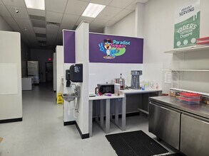 10020 Coconut Rd, Estero, FL à louer Photo intérieure– Image 2 sur 5