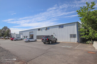 Plus de détails pour 62980 Boyd Acres Rd, Bend, OR - Industriel/Logistique à louer