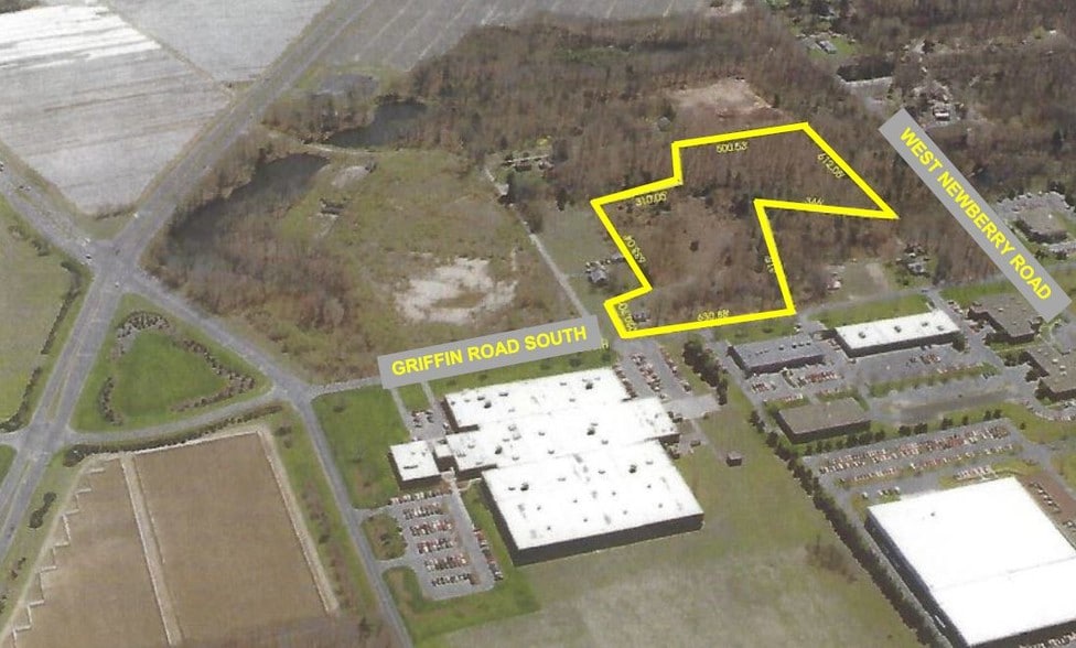 30 Griffin Rd S, Bloomfield, CT à vendre - Aérien – Image 2 sur 10