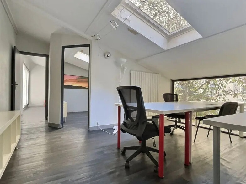 168 Rue De La Convention, Paris à louer - Photo de l’immeuble – Image 1 sur 7