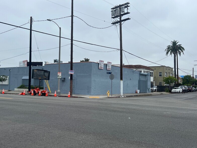 1657-1669 W Venice Blvd, Los Angeles, CA à louer - Photo de l’immeuble – Image 1 sur 9