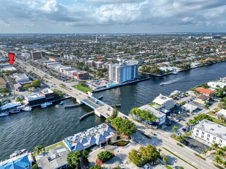 3016 E Commercial Blvd, Fort Lauderdale, FL à vendre - Photo de l’immeuble – Image 3 sur 18