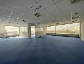 112 Avenue Du Général De Gaulle, Rosny-sous-Bois à louer Photo de l’immeuble– Image 2 sur 5