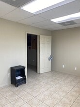 4960 Washington Blvd, Beaumont, TX à vendre Photo intérieure– Image 2 sur 6