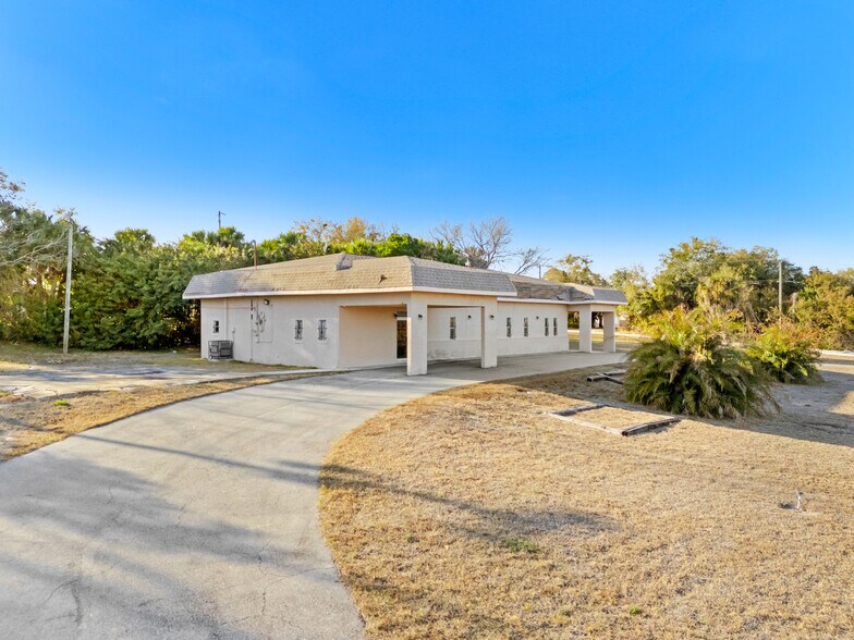 4015 N Highway 1, Cocoa, FL à louer - Photo de l’immeuble – Image 1 sur 7