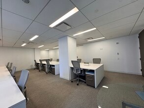 3 Columbus Cir, New York, NY à louer Photo intérieure– Image 2 sur 5