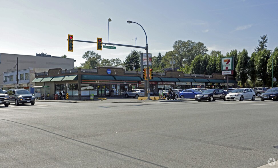 7205-7275 Canada Way, Burnaby, BC à louer - Photo de l’immeuble – Image 3 sur 8