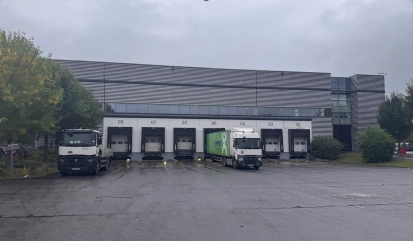 Bureau dans Lieusaint à louer Photo de l’immeuble– Image 1 sur 17