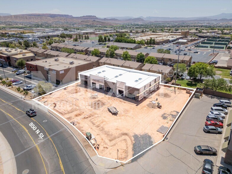 Approx E 850 N st, St George, UT à louer - Photo de l’immeuble – Image 1 sur 6
