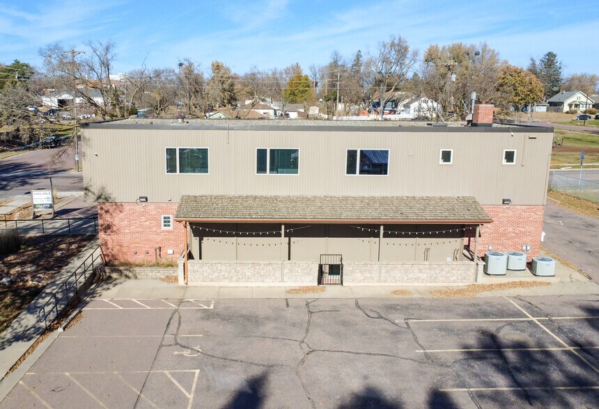 1800 S Summit Ave, Sioux Falls, SD à vendre - Photo de l’immeuble – Image 2 sur 34