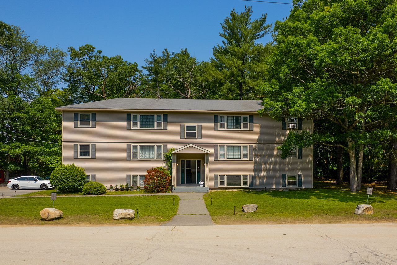 3-5 Shady Ln, Plaistow, NH à vendre Photo de l’immeuble– Image 1 sur 9